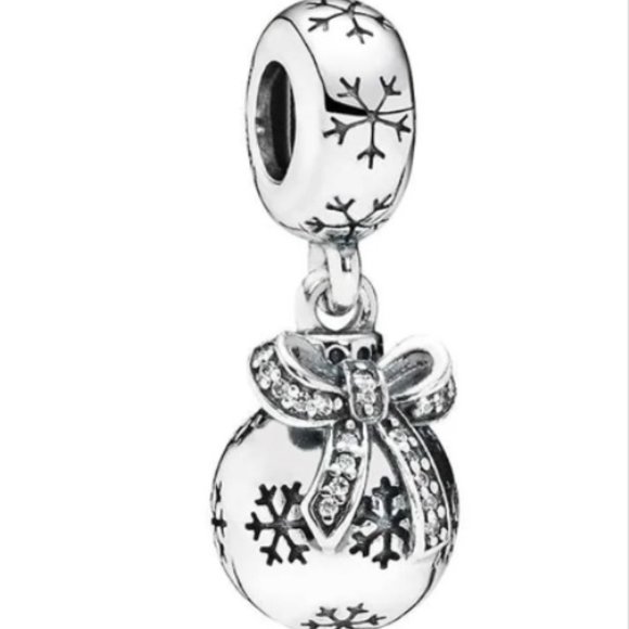 New Pandora S925 Authentic Snowflake Christmas Ornament Dangle Charm w/pouch - Picture 1 of 3